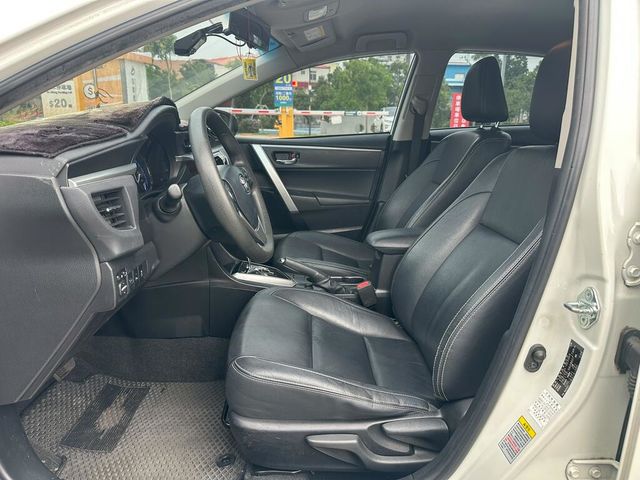 TOYOTA豐田 ALTIS  第8張相片