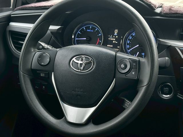 TOYOTA豐田 ALTIS  第9張相片