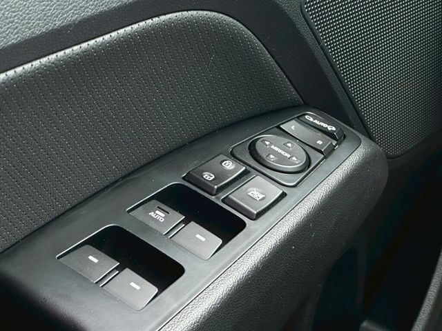 HYUNDAI現代 ELANTRA  第12張相片