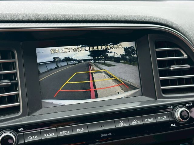 HYUNDAI現代 ELANTRA  第16張相片