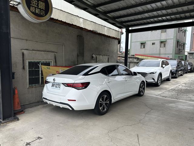 NISSAN日產 SENTRA  第2張相片