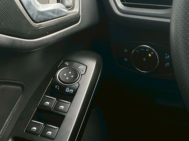 FORD福特 FOCUS  第10張相片