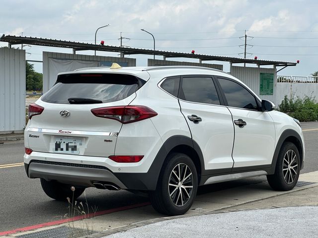 HYUNDAI現代 TUCSON  第2張相片