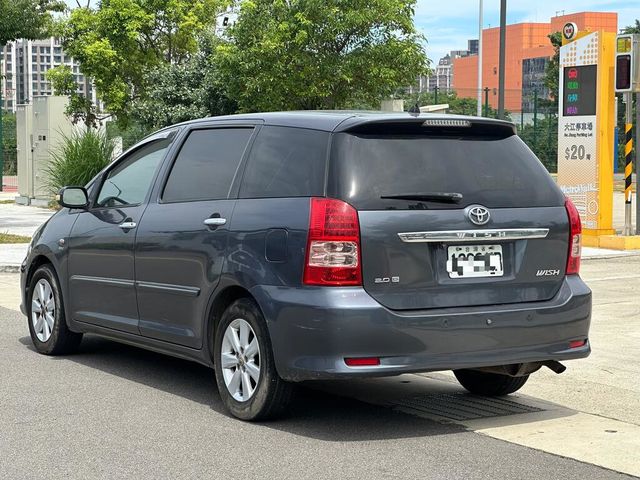 TOYOTA豐田 WISH  第4張相片