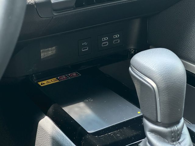 TOYOTA豐田 CAMRY  第13張相片