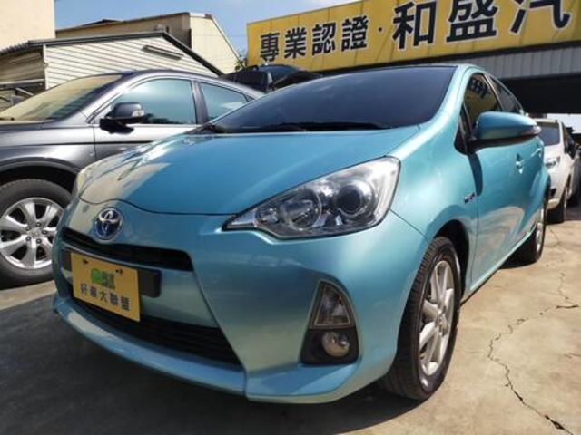 TOYOTA豐田 PRIUS C  第1張相片