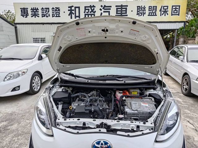 TOYOTA豐田 PRIUS C  第6張相片