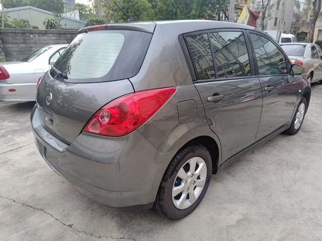 NISSAN日產 TIIDA  第2張相片