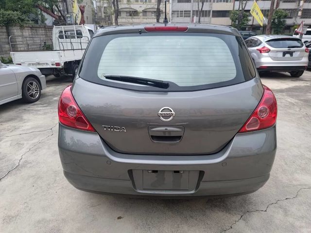 NISSAN日產 TIIDA  第4張相片
