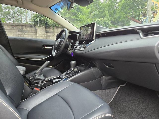 TOYOTA豐田 ALTIS  第8張相片