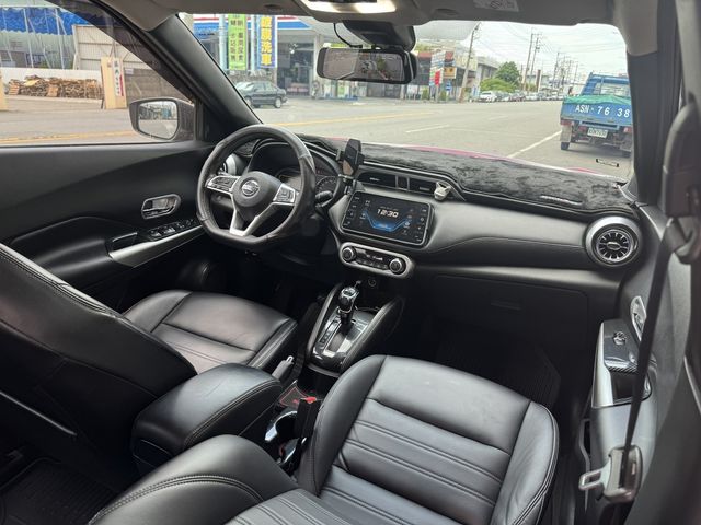 TOYOTA豐田 ALTIS  第5張相片
