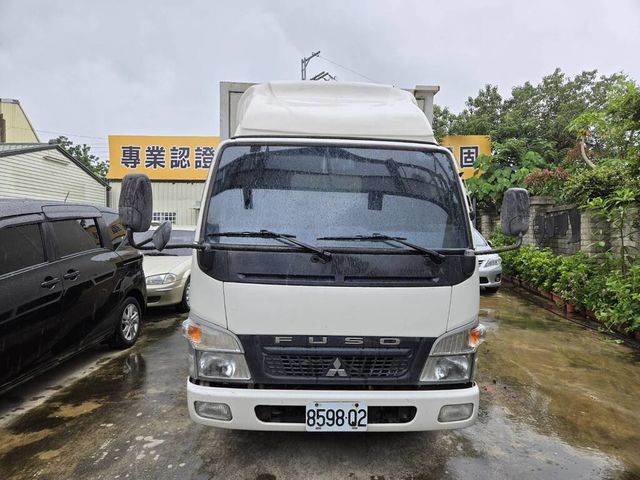 MITSUBISHI三菱 CANTER  第3張相片