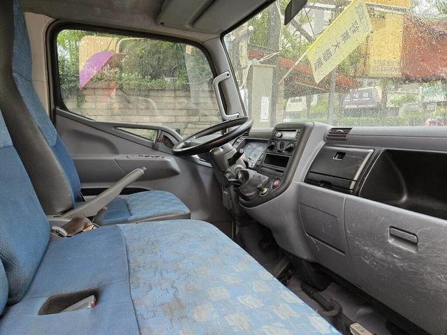 MITSUBISHI三菱 CANTER  第5張相片