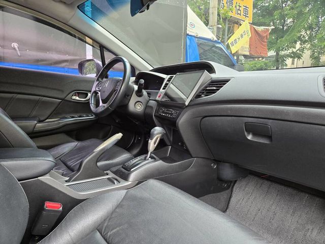 HONDA本田 CIVIC  第7張相片