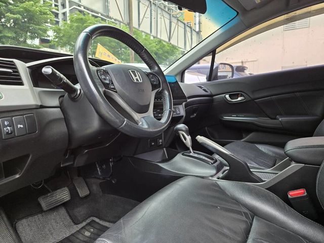 HONDA本田 CIVIC  第8張相片