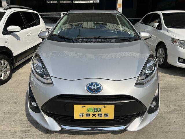 TOYOTA豐田 PRIUS C  第3張相片