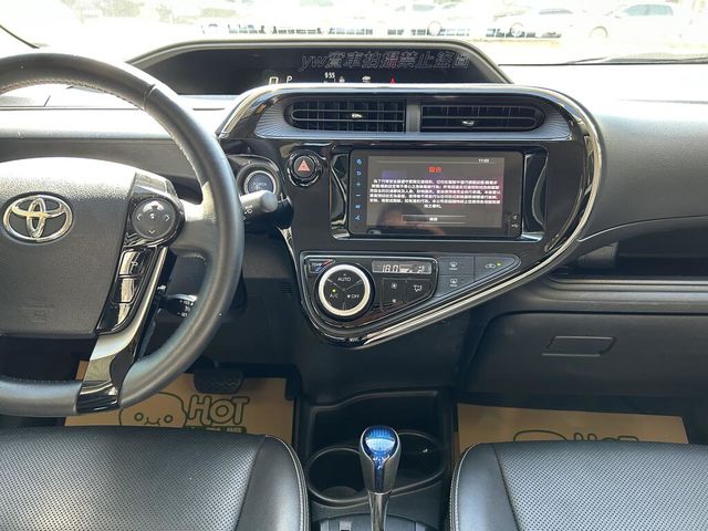 TOYOTA豐田 PRIUS C  第10張相片