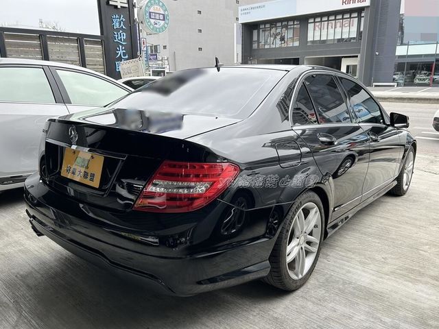 M-BENZ賓士 C250  第2張相片