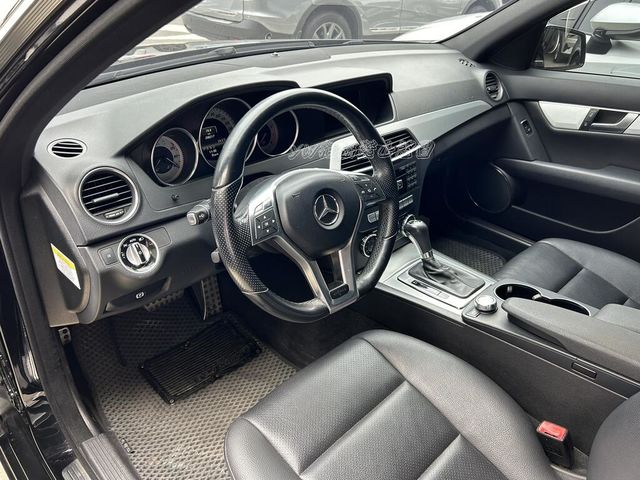M-BENZ賓士 C250  第7張相片