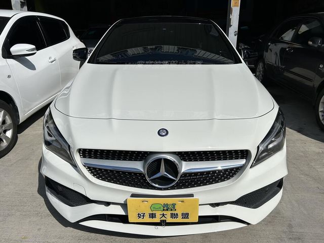 M-BENZ賓士 CLA250  第3張相片