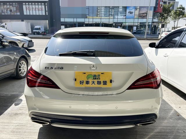M-BENZ賓士 CLA250  第4張相片