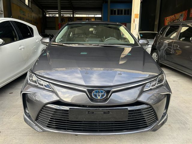 TOYOTA豐田 COROLLA ALTIS HYBRID  第3張相片