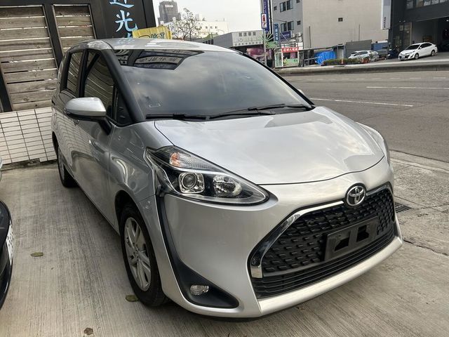TOYOTA豐田 SIENTA  第8張相片