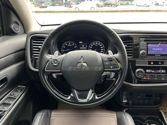 MITSUBISHI三菱 OUTLANDER  第17張相片