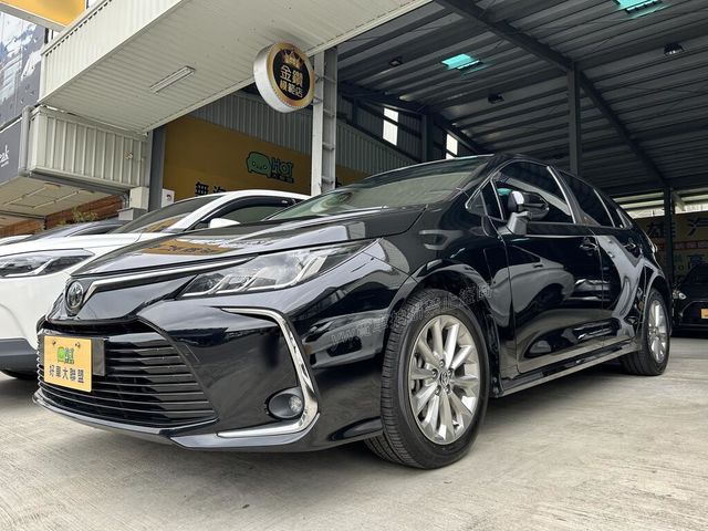 TOYOTA豐田 ALTIS  第1張相片