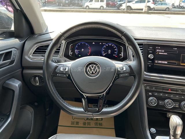 VOLKSWAGEN福斯 T-ROC  第17張相片
