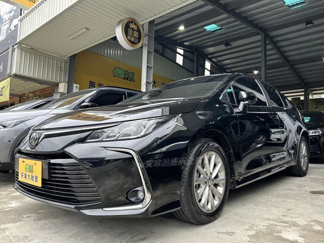 TOYOTA豐田 ALTIS  第1張相片