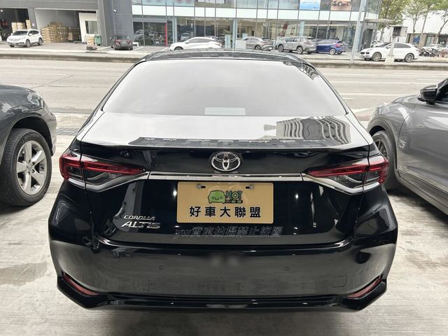 TOYOTA豐田 ALTIS  第4張相片