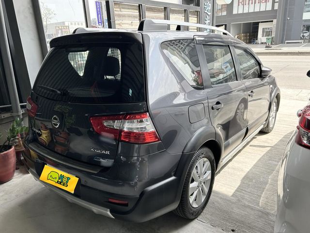 NISSAN日產 LIVINA  第2張相片