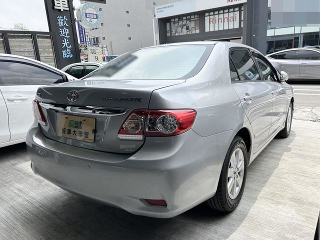 TOYOTA豐田 ALTIS  第2張相片