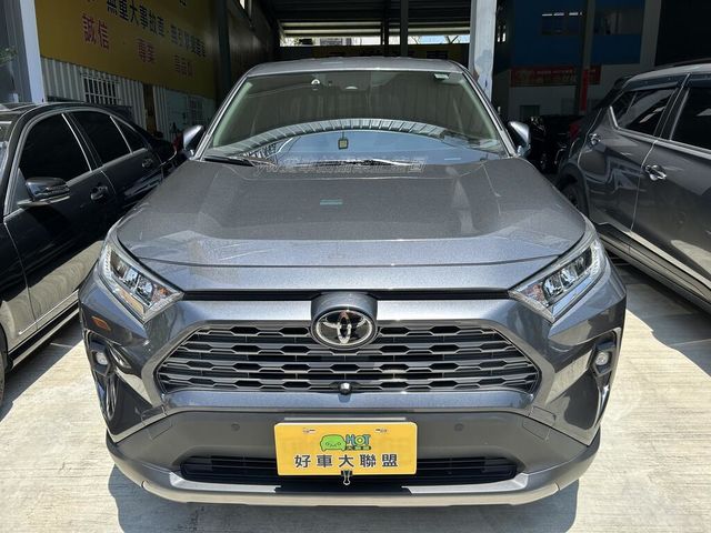 TOYOTA豐田 RAV4  第3張相片