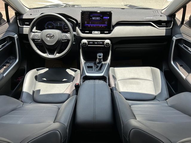 TOYOTA豐田 RAV4  第8張相片