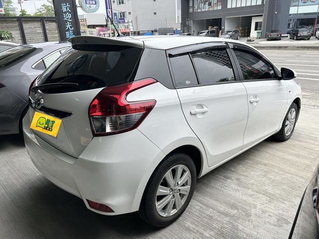 TOYOTA豐田 YARIS  第2張相片
