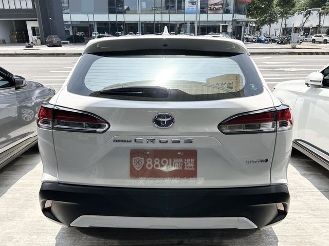 TOYOTA豐田 COROLLA CROSS HYBRID  第4張相片
