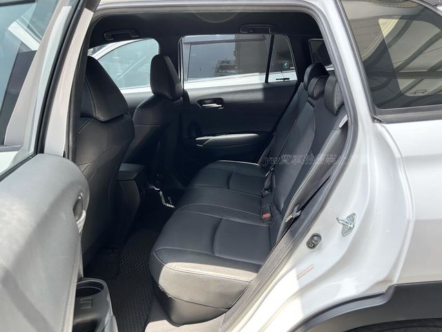TOYOTA豐田 COROLLA CROSS HYBRID  第7張相片
