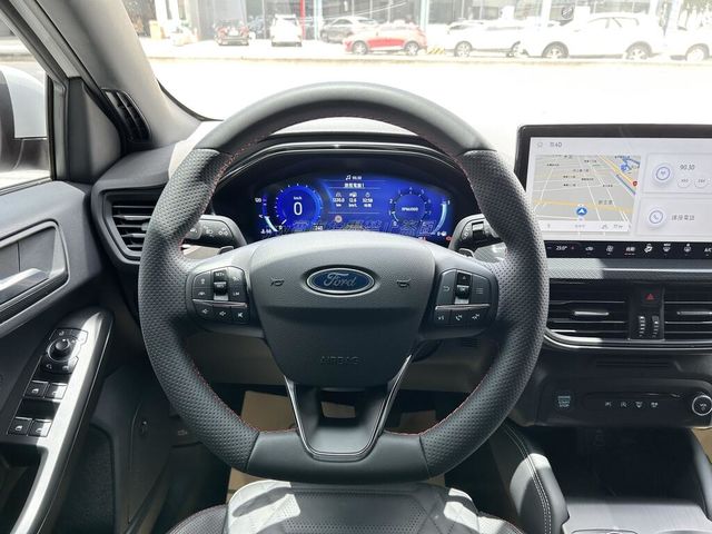 FORD福特 FOCUS  第9張相片