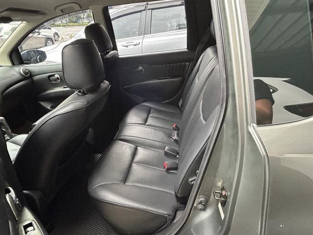 NISSAN日產 LIVINA  第6張相片