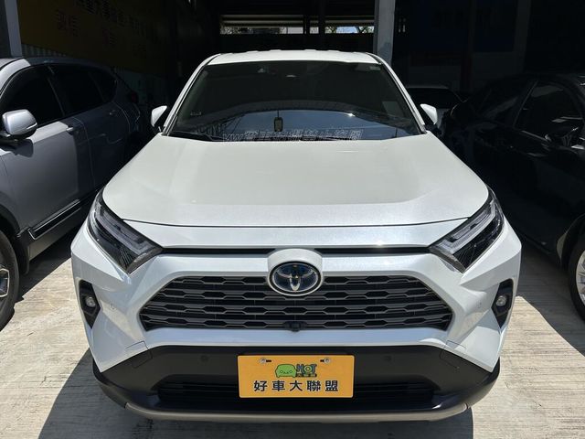 TOYOTA豐田 RAV4  第3張相片