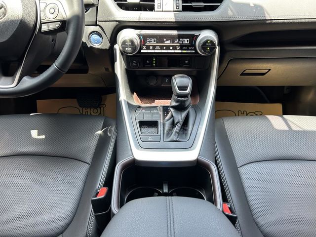 TOYOTA豐田 RAV4  第11張相片
