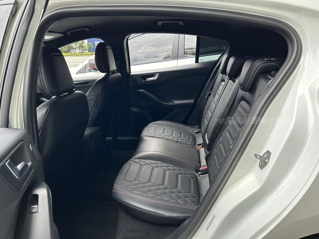 FORD福特 FOCUS  第7張相片
