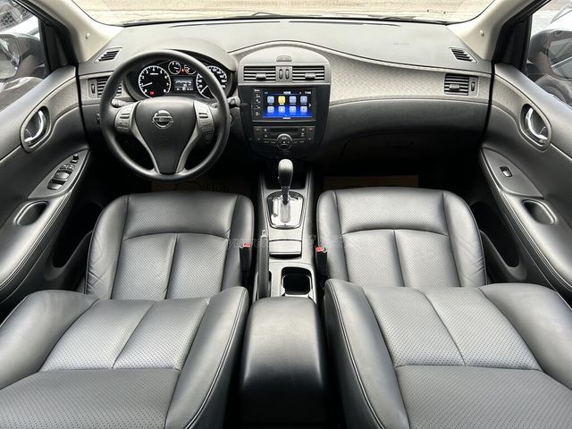 NISSAN日產 TIIDA  第8張相片