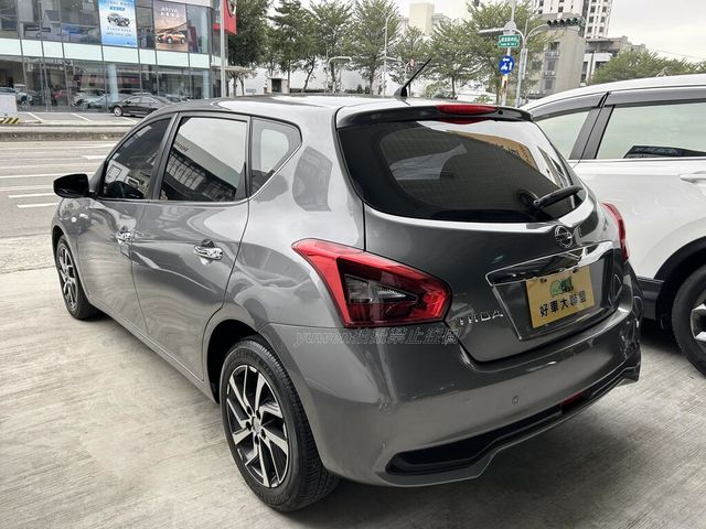 NISSAN日產 TIIDA  第17張相片
