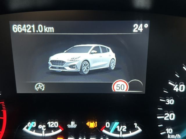 FORD福特 FOCUS  第14張相片