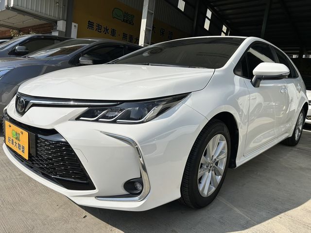 TOYOTA豐田 ALTIS  第1張相片