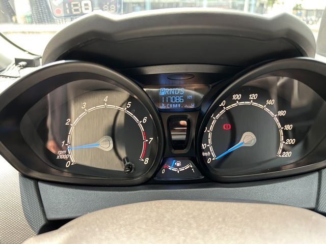 FORD福特 FIESTA  第7張相片