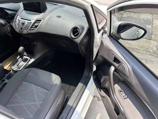 FORD福特 FIESTA  第9張相片